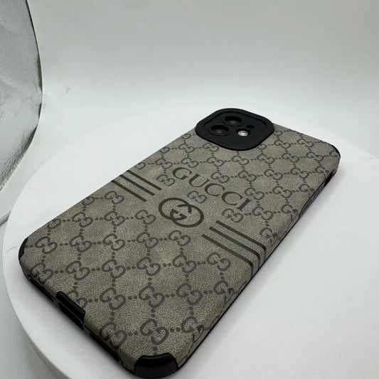 Cover Gucci Monogram – Eleganza Iconica per il Tuo iPhone - ADW ITALIA