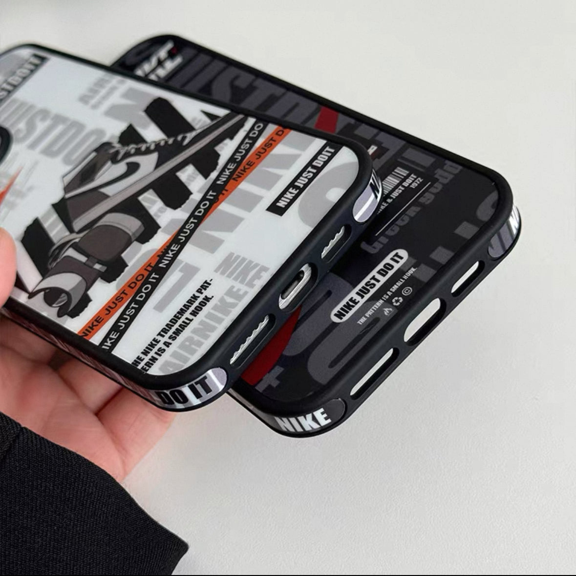 Cover iPhone Air Jordan Nike – Stile Streetwear per il tuo Smartphone - ADW ITALIA