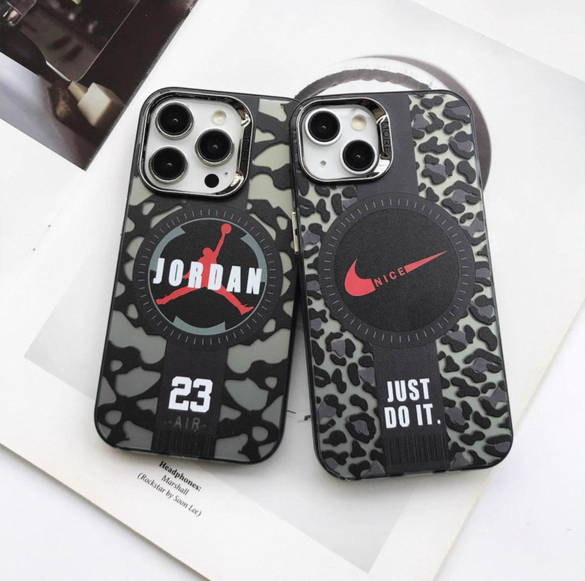 Cover iPhone Leopardate Stile Streetwear | Design Sportivo Just Do It e Jordan