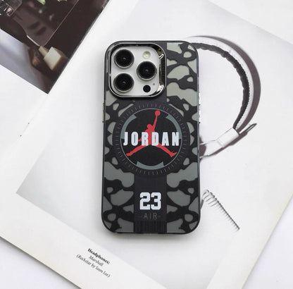 Cover iPhone Leopardate Stile Streetwear | Design Sportivo Just Do It e Jordan