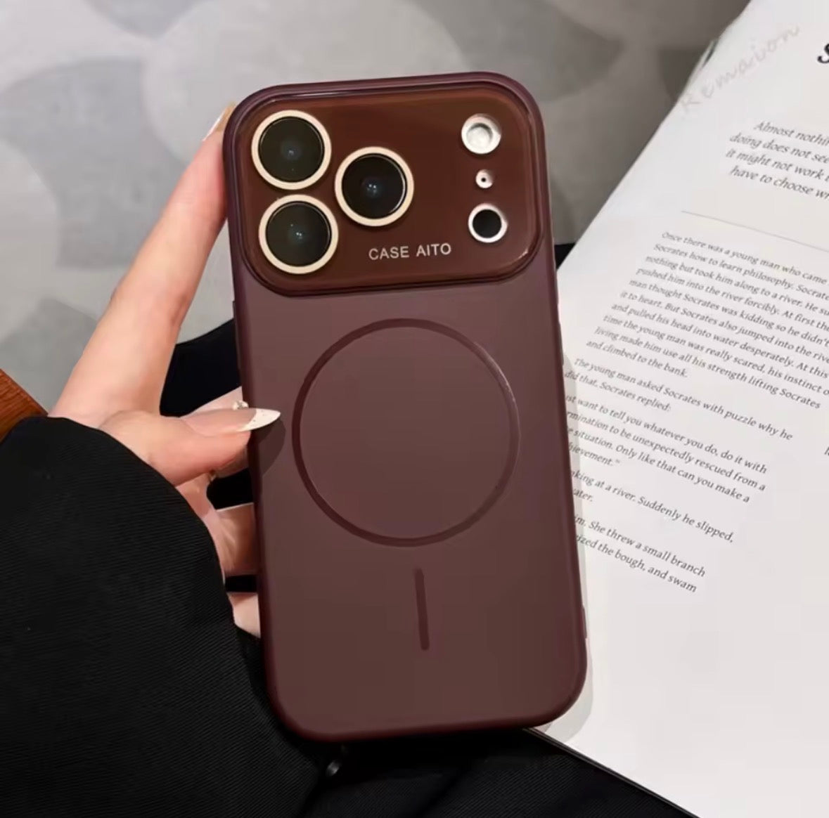 Cover iPhone MagSafe Marrone - Case AITO Elegante