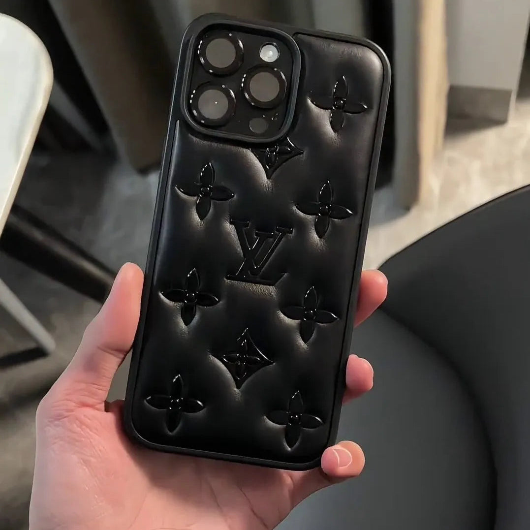 Cover nera effetto soft touch con design elegante - ADW ITALIA