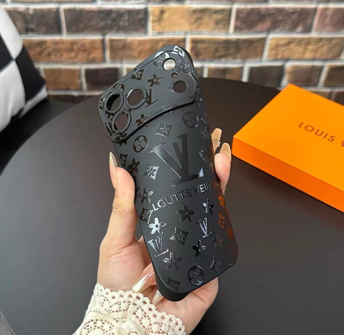 Cover iPhone di lusso - stile unico e massima protezione - ADW ITALIA