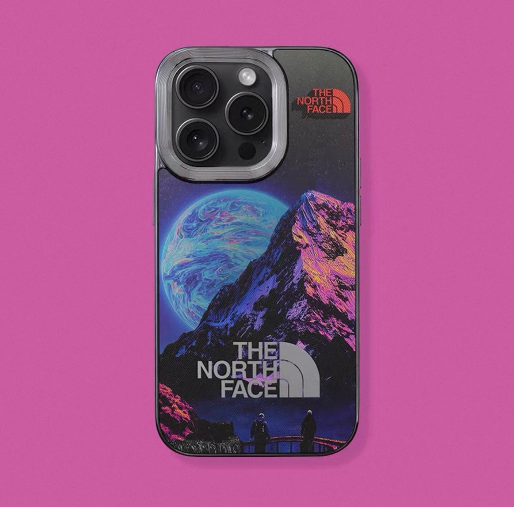 "Cover iPhone stile outdoor accesso preciso tasti e porte"