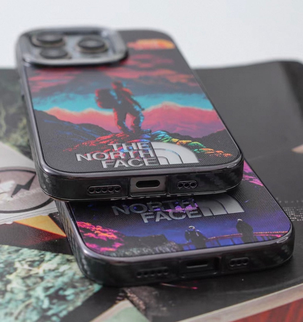 "Custodia iPhone Summit Universe design cosmico montano"