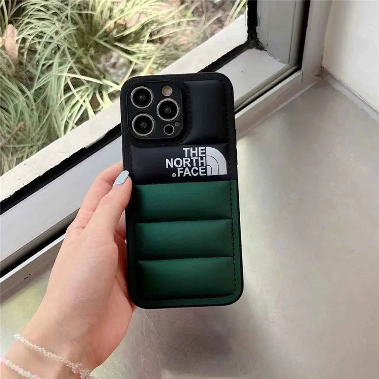 Yomyejisoo 2 Pezzi Cover per Apple iPhone 15 PRO 6.1 Stone isalnd Morbido Silicone Custodia Modello Estetico di Moda Cover TPU Protezione Antiurto Case per Apple iPhone 15 PRO,01 Yomyejisoo 2 Pezzi Cover per Apple iPhone 15 PRO 6.1 Stone isalnd Morbido Silicone Custodia Modello Estetico di Moda Cover TPU Protezione Antiurto Case per Apple iPhone 15 PRO,01