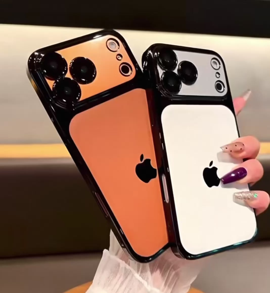 Cover iPhone Effetto Pelle Premium con Fotocamera Gloss