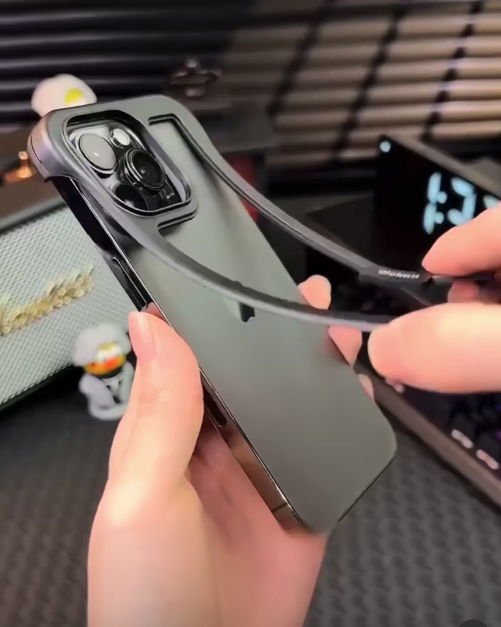 Cover iPhone Antiurto Trasparente con Bordi Rinforzati Colorati