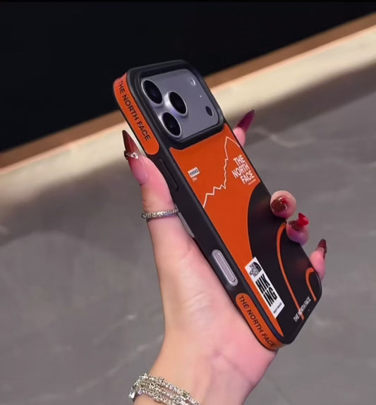 Cover outdoor per iPhone -
Protezione totale e look
sportivo